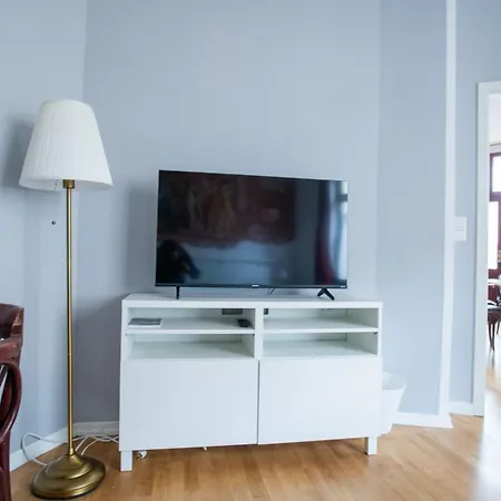 Apartment Alt-berliner Eckkneipe - 